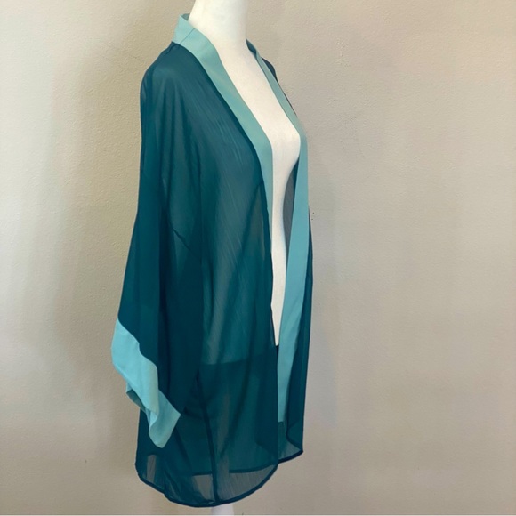 NWT Xhilaration XS/S Emerald Kimono with Blue Hemlines - Picture 2 of 14